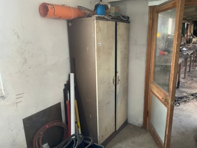 DOUBLE DOOR STORAGE CUPBOARD & CONTENTS