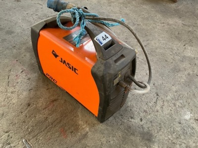 JASIC PRO MIG 200 240V MIG WELDER