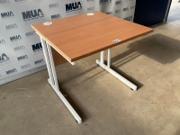 APPROX. 800mm STRAIGHT DESK - 3