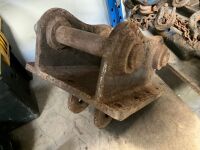 HITCH TO SUIT MINI DIGGER - 2