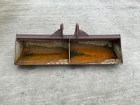 APPROX. 5ft SHUGH BUCKET TO SUIT 4-6 TON DIGGER - 2