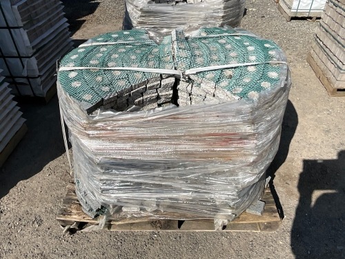 PALLET TO INC. LARGE SELECTION OF GRANITE FAN TAIL PAVING