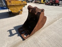 APPROX. 2.6ft TOOTHLESS DIGGING BUCKET TO SUIT 20 TON MACHINE  - 5