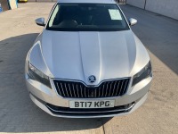 SKODA SUPERB ESTATE 1.6 TDI (SILVER) - 3