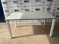APPROX. 1500mm STRIAGHT DESK - 2