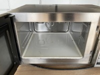 SHARP 1000W/R-21ATP 240V COMMERCIAL MICROWAVE/OVEN - 2