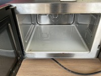 SHARP 1000W/R-21ATP 240V COMMERCIAL MICROWAVE/OVEN - 2