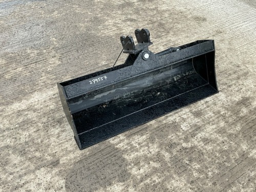 APPROX. 3.4ft UNUSED TILTING SHUGH BUCKET TO SUIT 1-2 TON MACHINE