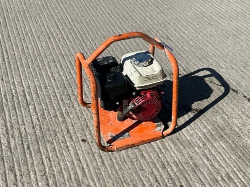 BELLE PETROL CONCRETE POKER UNIT