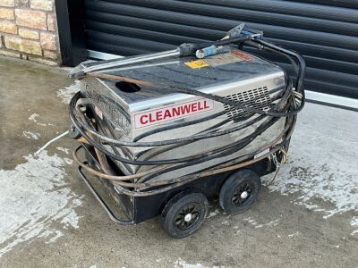 CLEANWELL 3 PHASE HOT & COLD POWER WASHER