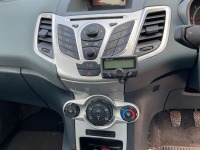FORD FIESTA 1.4 TDCI ZETEC - 18