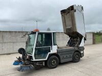 SCHMIDT COMPACT 200 4250KGS ROAD SWEEPER - 23