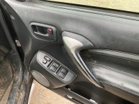 TOYOTA RAV4 XT4 D-4D 2.0 - 21