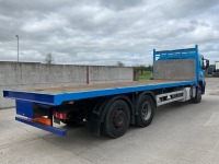 VOLVO FM300 EURO4 6X2 26 TON AUTOMATIC FLAT LORRY - 12