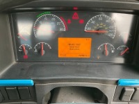 VOLVO FM300 EURO4 6X2 26 TON AUTOMATIC FLAT LORRY - 29