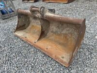 APPROX. 5ft SHUGH BUCKET TO SUIT 6-8 TON MACHINE - 3