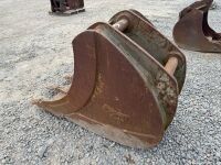 APPROX. 2ft TOOTHED DIGGING BUCKET TO SUIT 13 TON MACHINE - 4