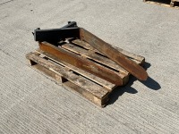 2No. FORKS TO SUIT FORKLIFT