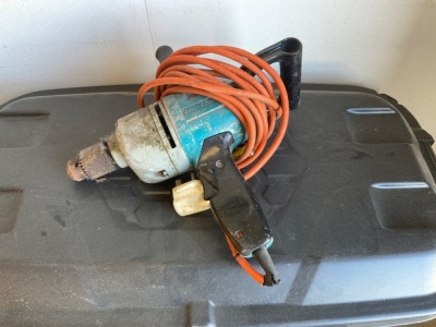 BLACK & DECKER 2 HANDLED 240v DRILL