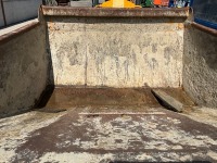 THWAITES 3 TON STRAIGHT SKIP DUMPER - 9