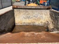 THWAITES 3 TON STRAIGHT SKIP DUMPER - 9