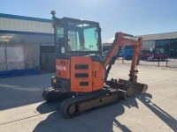 HITACHI ZX26U-6CR 2.7 TON MINI DIGGER - 5