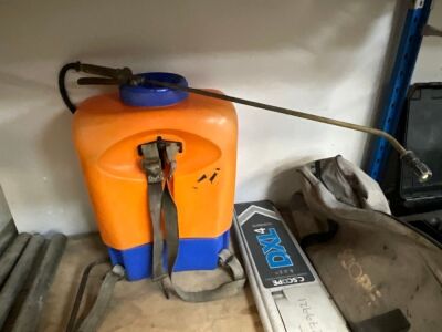 BACK PACK SPRAYER