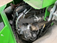 AVANT 760i 4WD ARTICULATED LOADER - 27