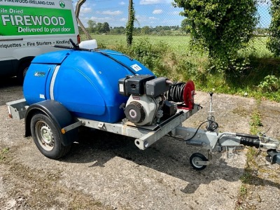 MAXFLOW SINGLE AXLE FAST TOW POWER WASHER