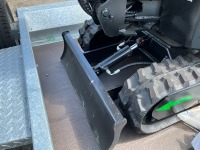 UNUSED TEMERAD 8.5ft x 5ft 2700KGS TWIN AXLE PLANT TRAILER & UNUSED DGM ET10 1 TON MINI DIGGER - 17