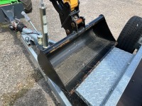 UNUSED TEMERAD 8.5ft x 5ft 2700KGS TWIN AXLE PLANT TRAILER & UNUSED DGM ET10 1 TON MINI DIGGER - 18