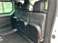 RENAULT TRAFIC RED EDITION L2 H1 2.0 DCI 130 9 SEATER VAN - 18