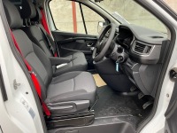 RENAULT TRAFIC RED EDITION L2 H1 2.0 DCI 130 9 SEATER VAN - 22