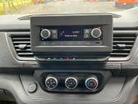 RENAULT TRAFIC RED EDITION L2 H1 2.0 DCI 130 9 SEATER VAN - 24