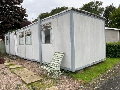 APPROX. 40ft x 10ft STEEL CLAD SITE HUT
