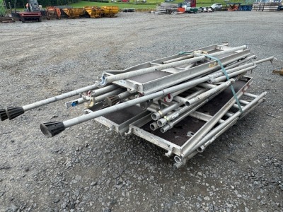 PALLET TO INC. ASSORTED ALUMINIUM SCAFFOLDING TOWER