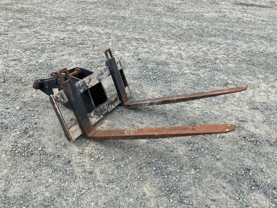 FORKS TO SUIT 6-8 TON EXCAVATOR