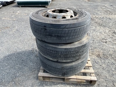 3No. 10 STUD RIMS & PART WORN TYRES