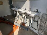 APPROX. 24ft x 12ft STEEL CLAD COMBI TOILET SHOWER BLOCK - 10