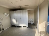 APPROX. 24ft x 12ft STEEL CLAD COMBI TOILET SHOWER BLOCK - 24
