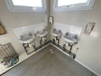 APPROX. 24ft x 12ft STEEL CLAD COMBI TOILET SHOWER BLOCK - 30