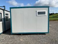 APPROX. 24ft x 12ft STEEL CLAD COMBI TOILET SHOWER BLOCK - 32