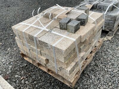 PALLET TO INC. APPROX 30m MINI GOLD GRANITE PORTUGESE KERBS 
