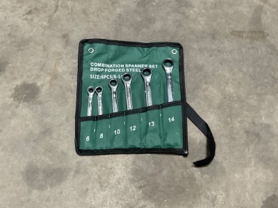 UNUSED 6 PIECE RATHCET SPANNER SET 