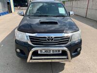 TOYOTA HILUX INVINCIBLE D-4D 3.0 DOUBLE CAB PICK UP  - 3