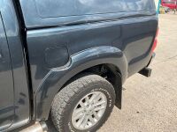 TOYOTA HILUX INVINCIBLE D-4D 3.0 DOUBLE CAB PICK UP  - 8