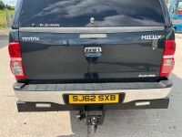 TOYOTA HILUX INVINCIBLE D-4D 3.0 DOUBLE CAB PICK UP  - 15