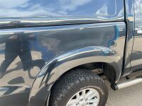 TOYOTA HILUX INVINCIBLE D-4D 3.0 DOUBLE CAB PICK UP  - 19