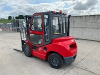 DCE CPCD30 3 TON DIESEL FORKLIFT  - 3