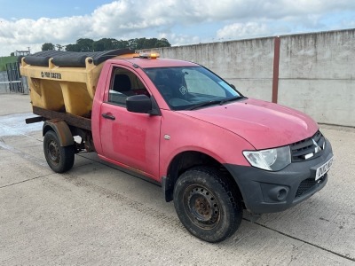 MITSUBISHI L200 2.5 4 WORK DI-D GRITTER VEHICLE